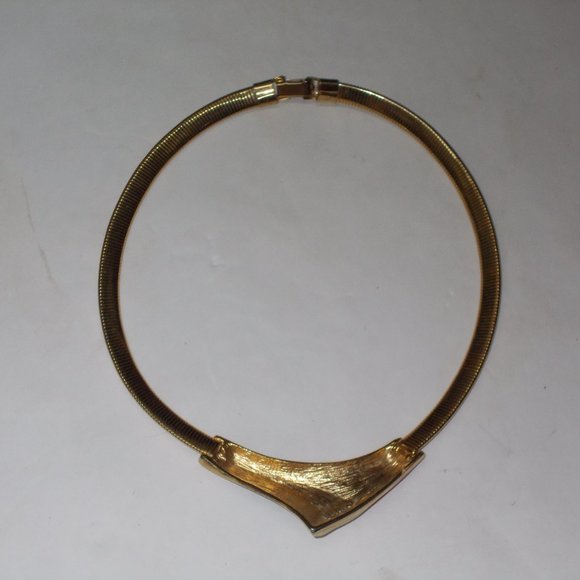 Unique Vintage Necklace - Picture 6 of 6